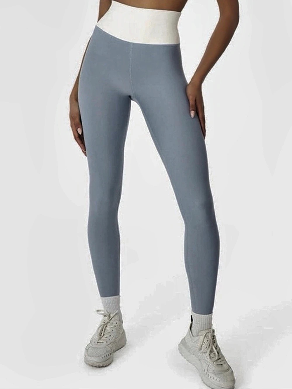 WeWoreWhat Colorblock High-Rise Legging Blue & Orange
